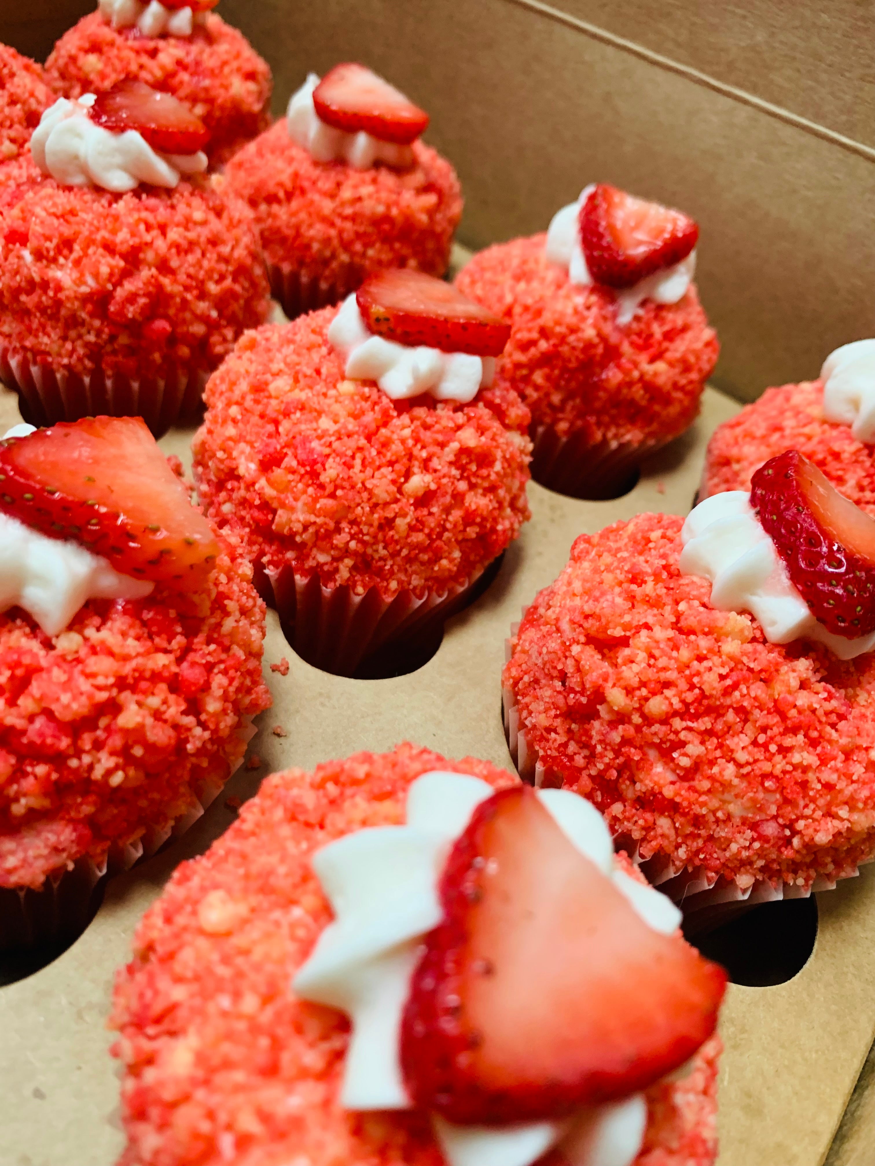 Strawberry Crunch Cupcakes